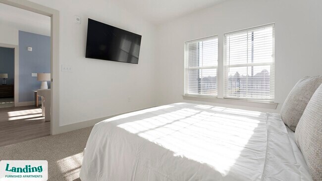 Building Photo - 112 Hera Way