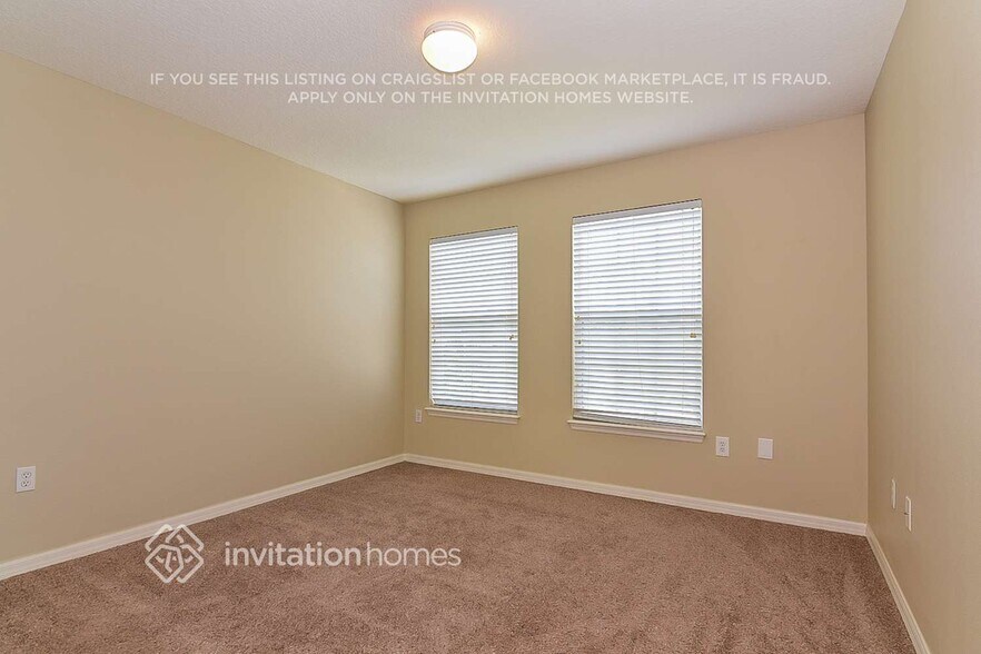 Building Photo - 3290 Fawnwood Dr