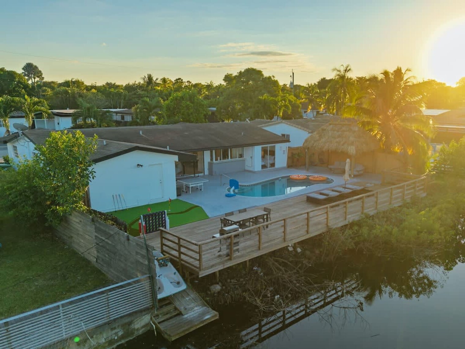 Building Photo - 2365 NE 195th St