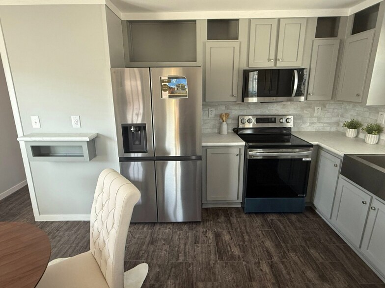 Building Photo - 10118 Falvey Lk Ln