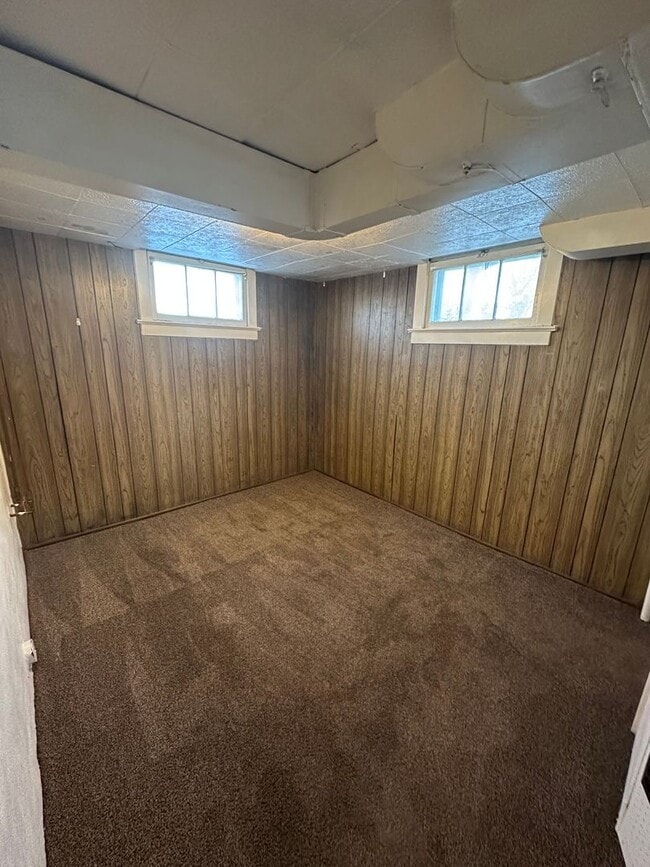 Building Photo - BBLB2224