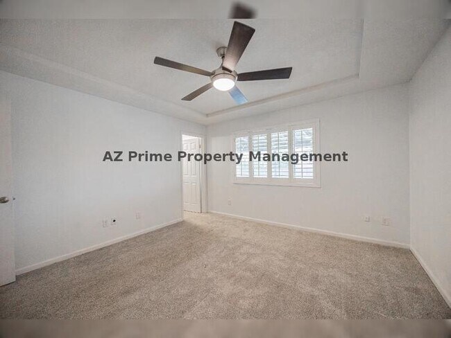 Building Photo - 17601 N 18th Dr