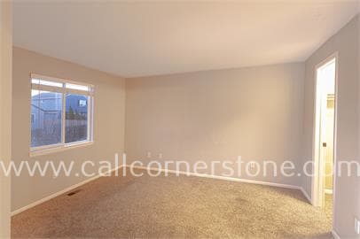 Building Photo - 5861 Maroon Way