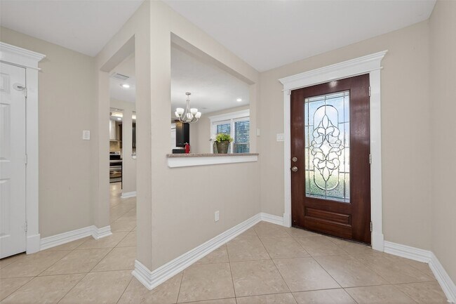 Building Photo - 13703 Templar Ln