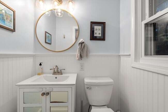 Building Photo - 62 Gregory Rd