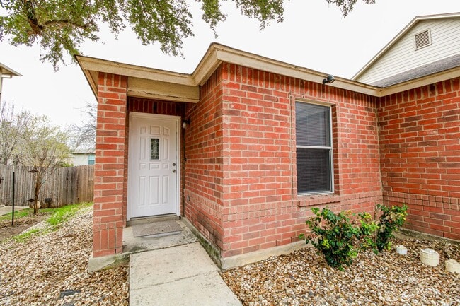 Building Photo - 511 Mathis Mdw