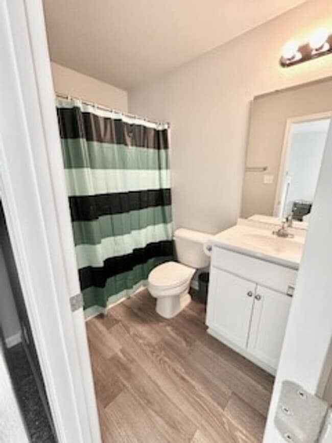 Building Photo - 156 Buckhorn Ave