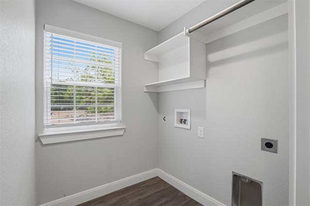 Building Photo - 1022 W Shepherd St