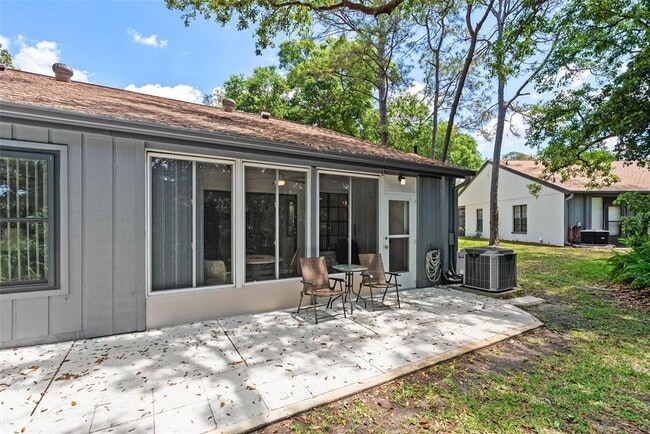 Building Photo - 2123 Sea Pines Ct