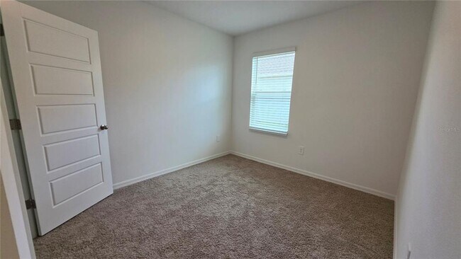 Building Photo - 4075 LIMEKLIN FALLS Loop