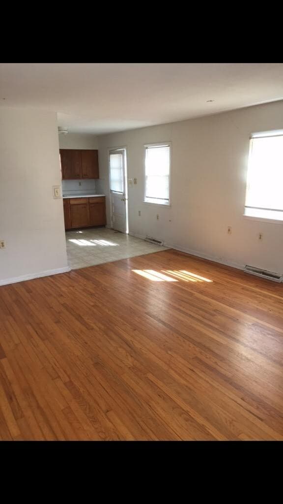 Building Photo - 2BR/1BA Home AVAIL JAN 15, 2026! Great Location! Close to Stephens Lake Park!!