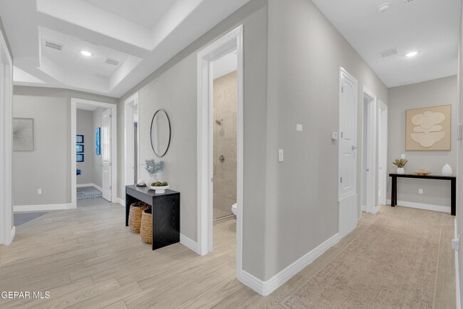 Building Photo - 14608 Pebble Hills Blvd