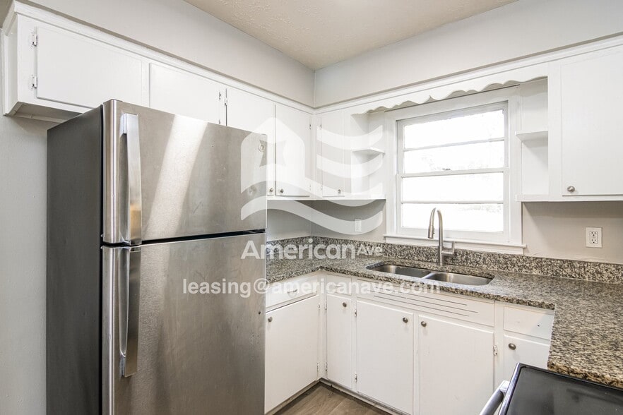 Building Photo - 3465 Matilda Ln