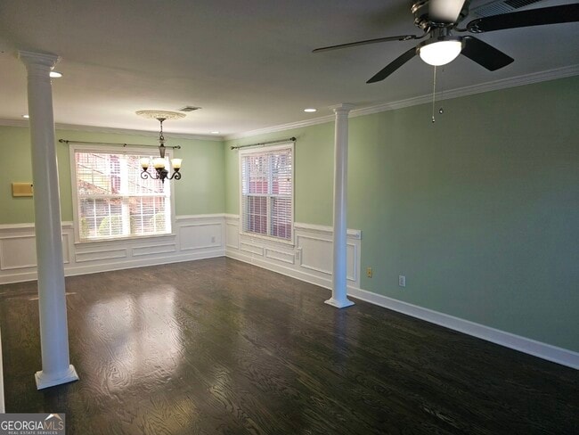 Building Photo - 185 Rock Hill Dr