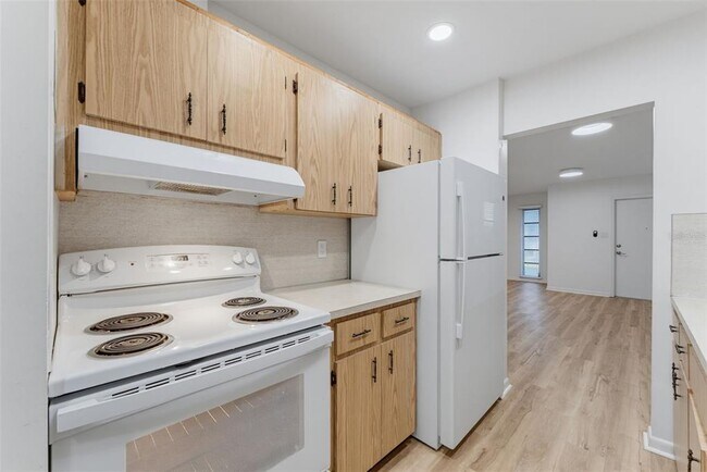 Building Photo - 1714 53rd St S