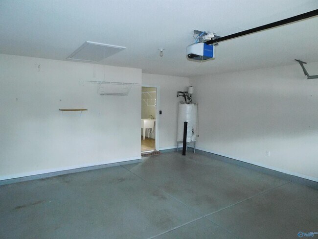 Building Photo - 134 Kendrick Ln