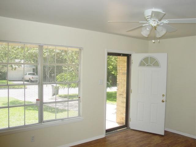 Building Photo - 1514 Glencrest Dr