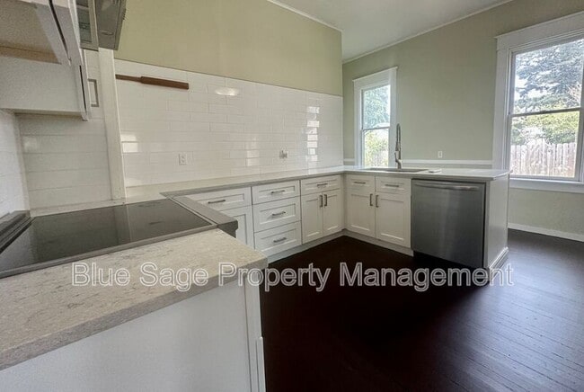 Building Photo - 1226 Tremont St