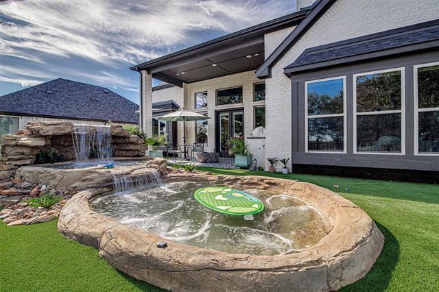 Building Photo - 13924 E Riviera Dr