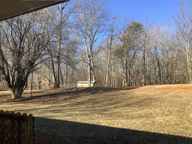 Building Photo - 136 Maple Lawn Pl