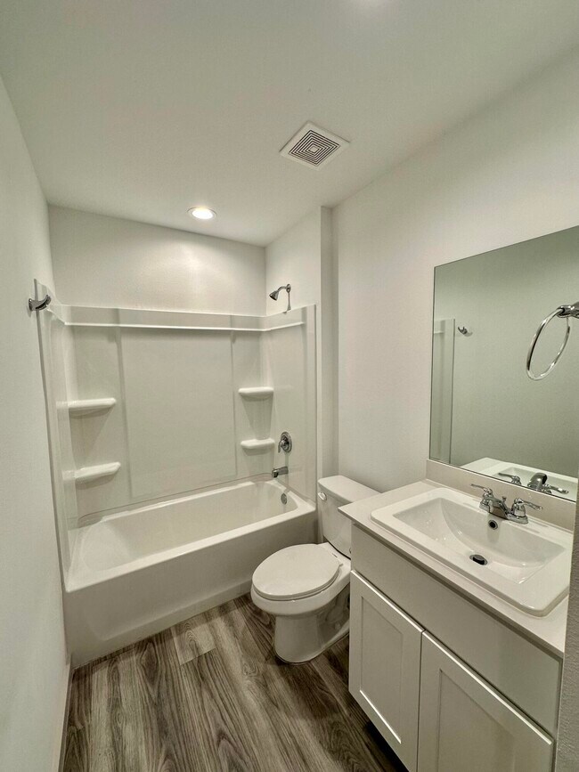 Building Photo - 2328 149th St