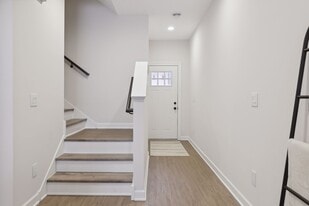 Building Photo - 600 Franklin St