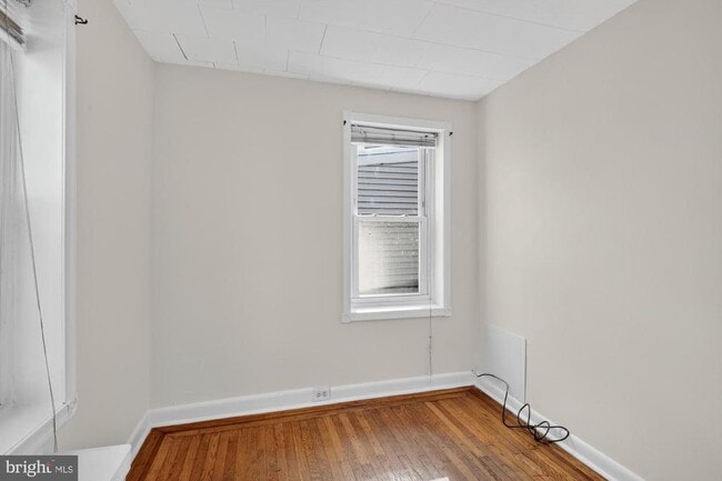 Building Photo - 2343 E Huntingdon St