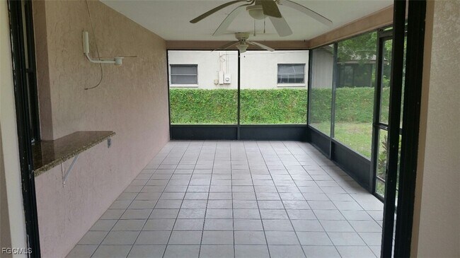 Building Photo - 1206 SE 36th Terrace