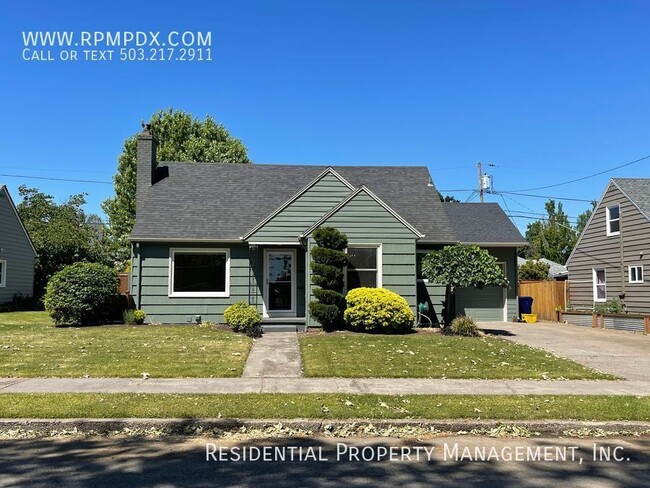 Primary Photo - Coveted University Park Portland Bungalow!