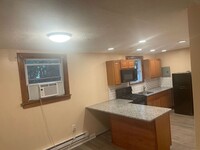 Building Photo - Special One bedroom for garden and pet lovers