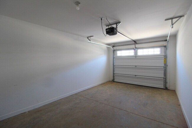 Building Photo - 1428 Appaloosa Ct