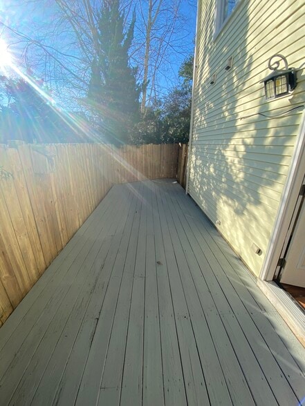 backyard deck - 524 Pine Tops Ct