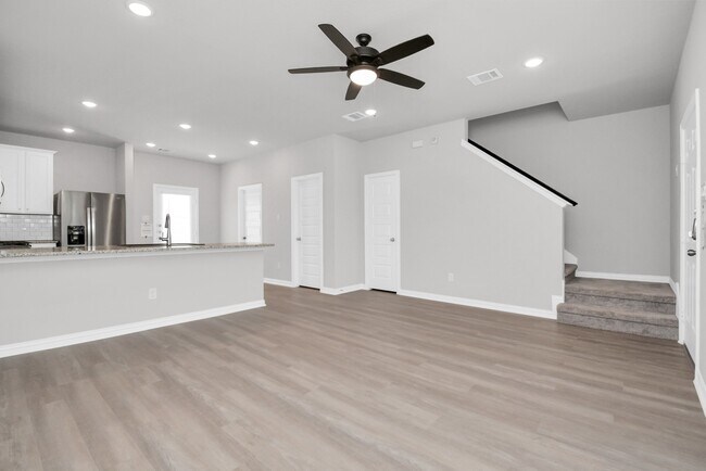 Building Photo - 4611 Aurora Glen Dr