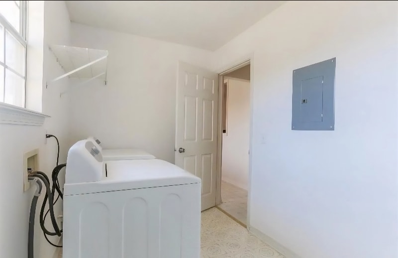 Building Photo - 915 Vonna Jo Cir