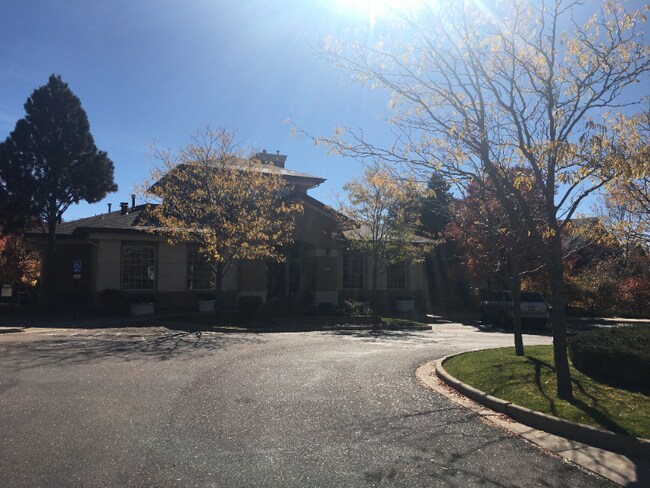 Building Photo - 3896 Riviera Grove