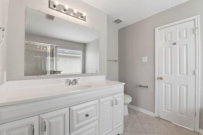 Building Photo - 14022 Crestbourne Ct
