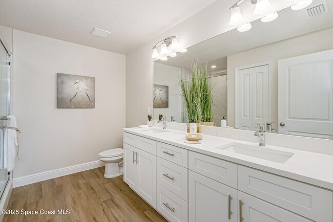 Building Photo - 177 Hidden Woods Pl