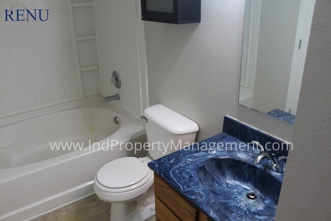 Building Photo - Three Bedroom Perry Township Home