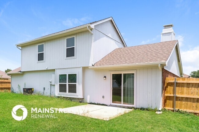 Building Photo - 1508 Endicott Dr