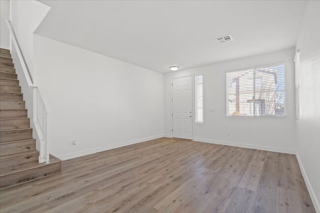 Building Photo - 10405 Nutt Creek Ave