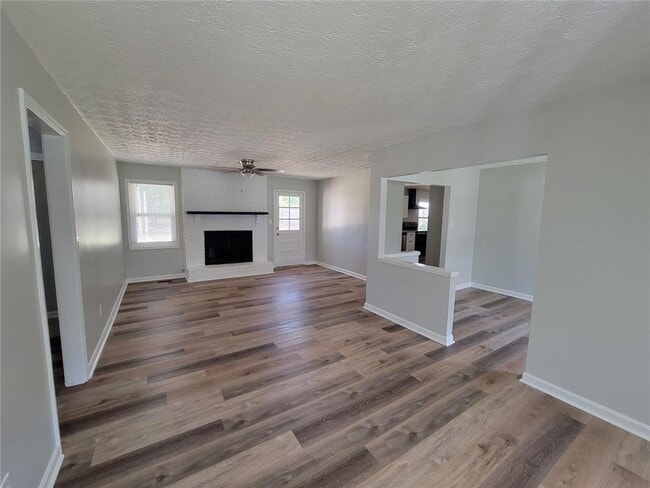 Building Photo - 2392 Shire Ct