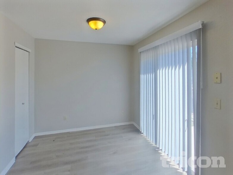 Building Photo - 6325 Blazing Star Dr