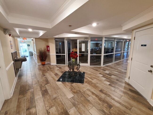 Lobby - 3797 S Atlantic Ave