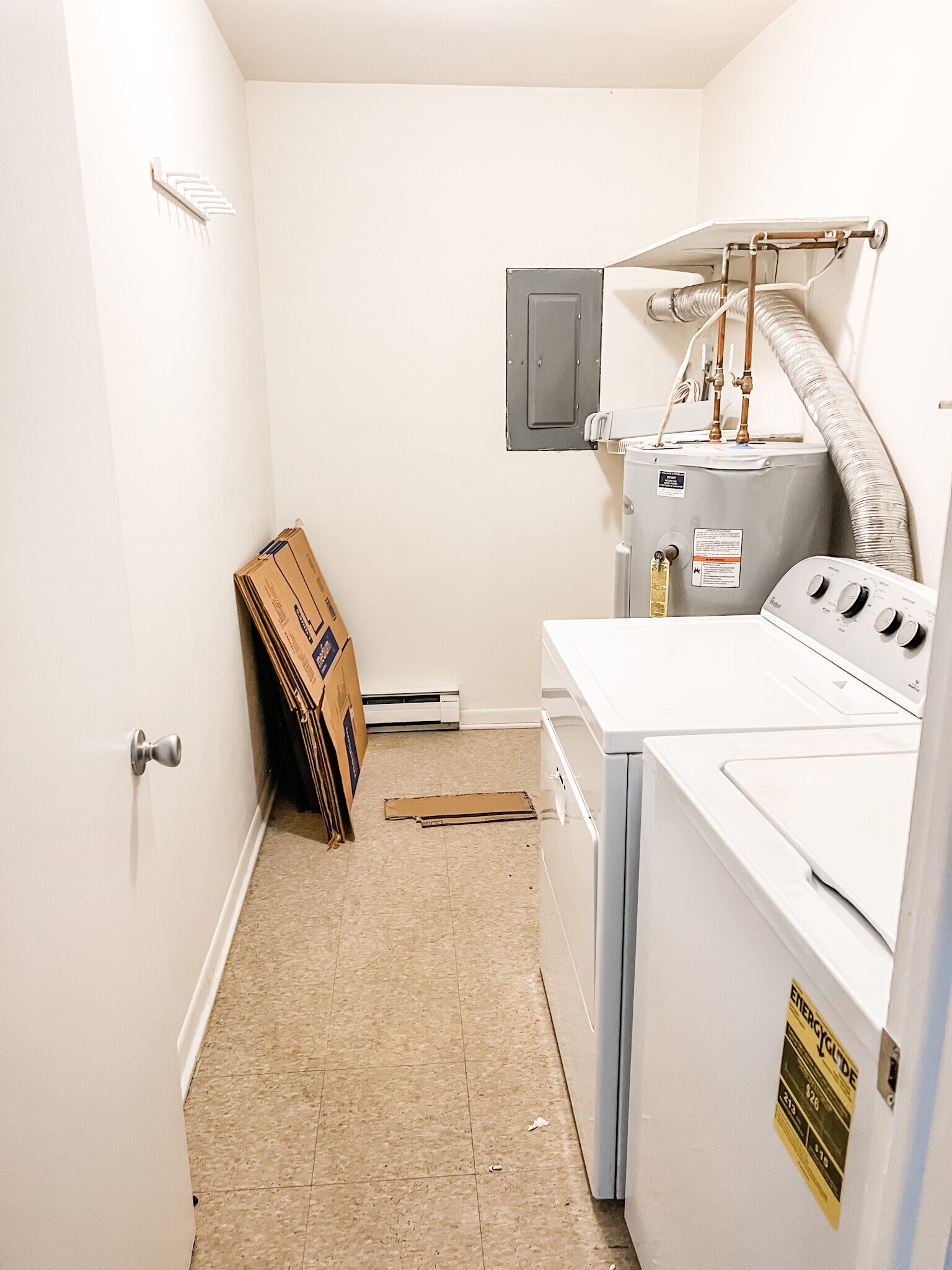 Laundry room - 4 Orchard Ln