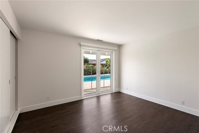 Building Photo - 1901 Altura Dr