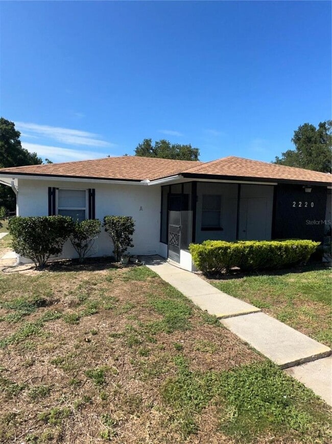 Primary Photo - 2220 Leo Dr