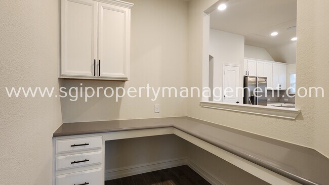 Building Photo - 3621 Brahman Ct