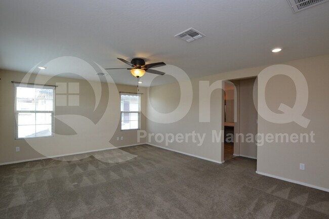 Building Photo - 2956 S Washington St