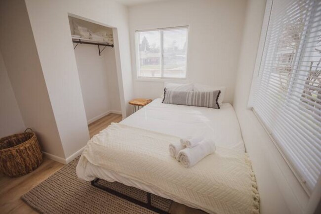 Building Photo - 104 Northside Dr