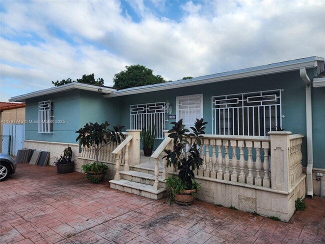 Primary Photo - 4100 NW 5th St